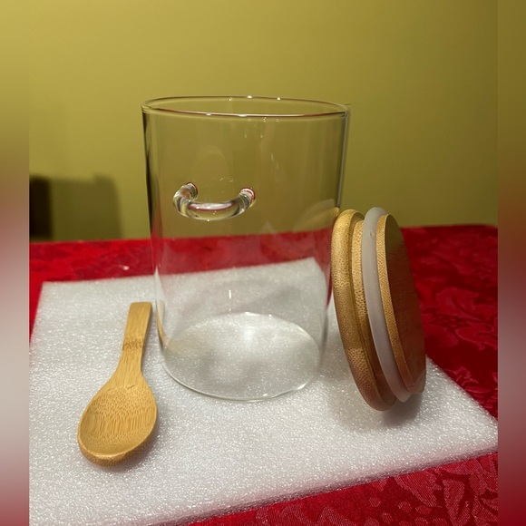 Set of 4 glass jars each with bamboo top and spoon. - Picture 7 of 11